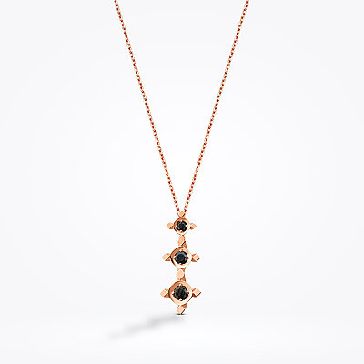 0.09 Karat Siyah Taşlı Tria Kolye - Baroni Diamond