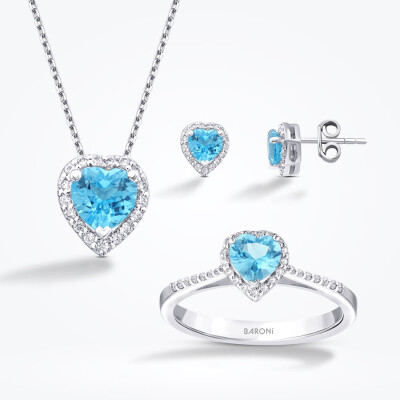 2.56 Karat Pırlanta Blue Topaz Kalp Set
